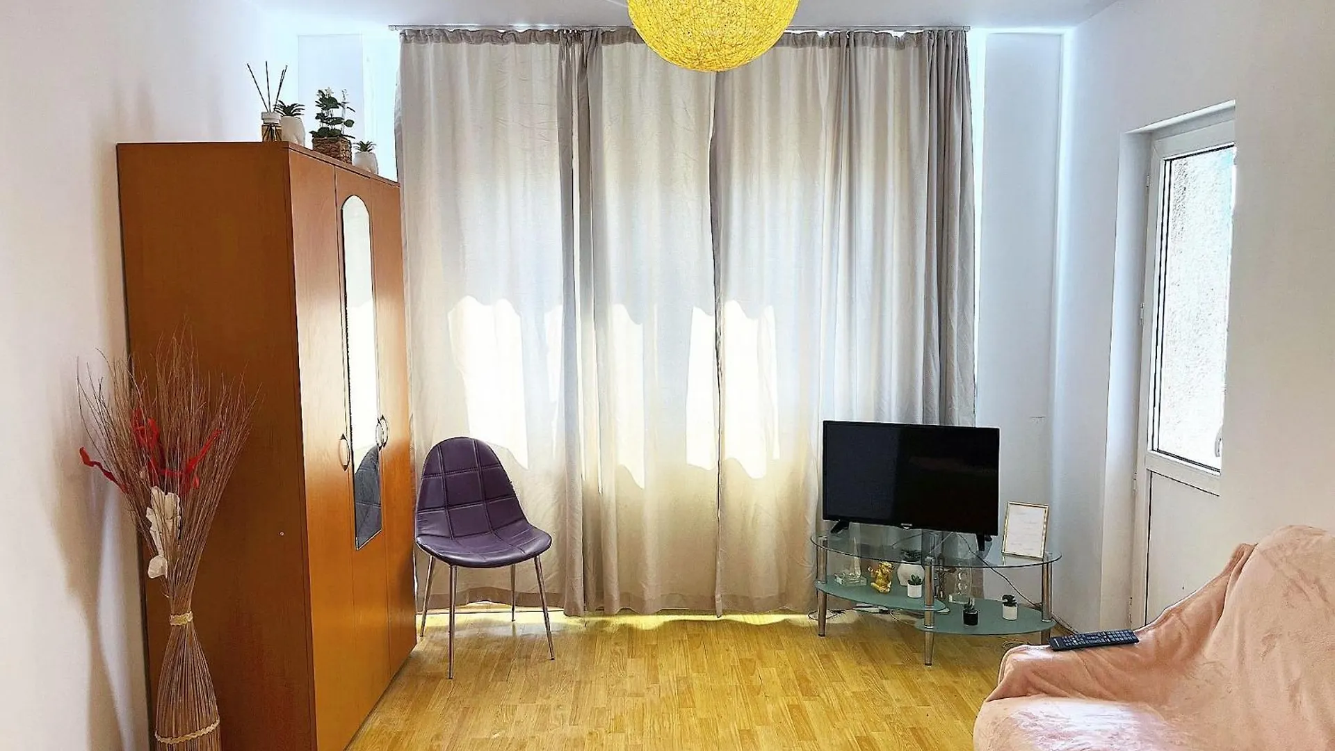 Apartament Crisand Home Bucureşti